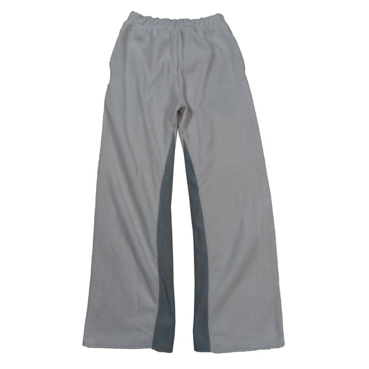 Grayscale Fang Flares